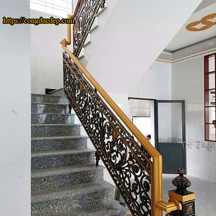 Lan can cầu thang nhôm đúc tân cổ điển